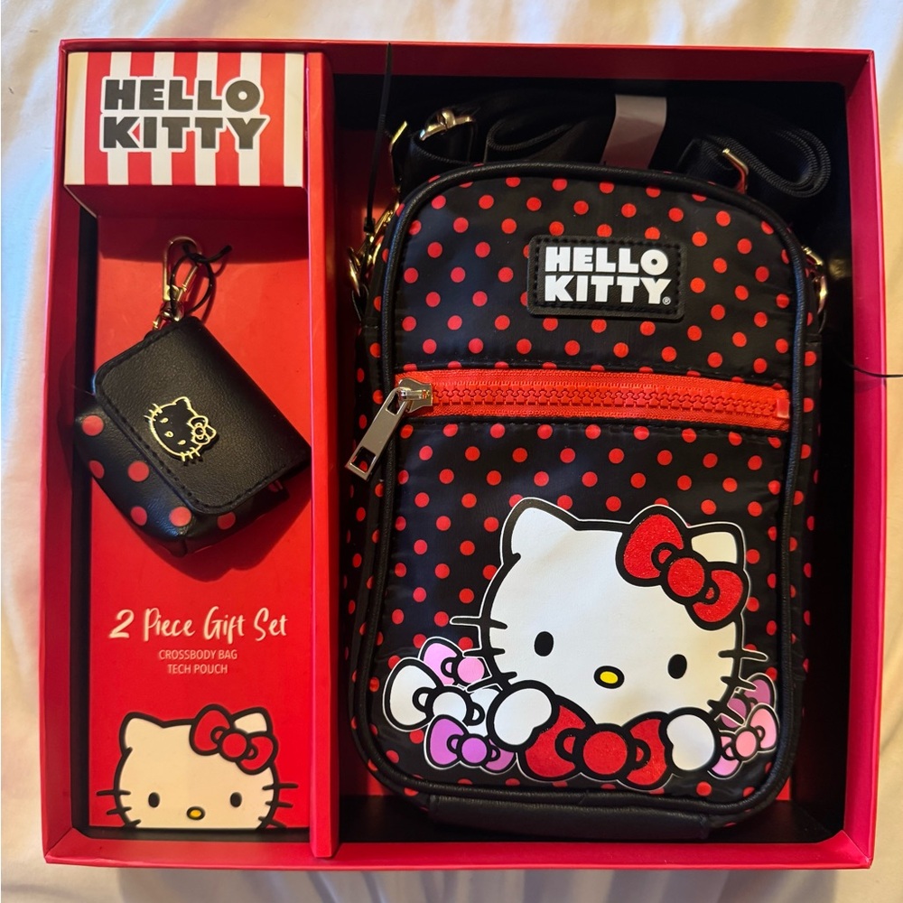 Hello Kitty Crossbody Bag